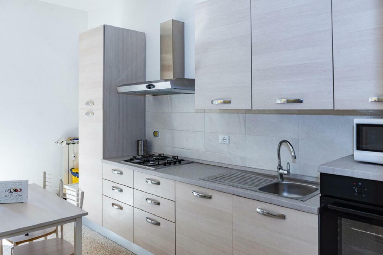 May Twins Home La Spezia Ngoại thất bức ảnh